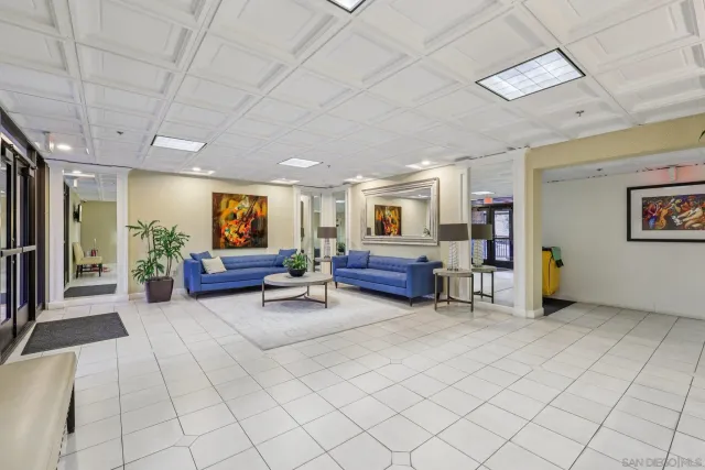 $398,500 | 1333 Eighth Avenue, Unit 407, San Diego, CA 92101