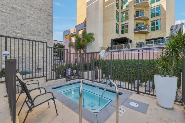 $398,500 | 1333 Eighth Avenue, Unit 407, San Diego, CA 92101
