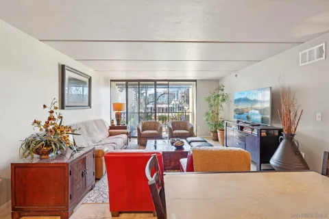$398,500 | 1333 Eighth Avenue, Unit 407, San Diego, CA 92101