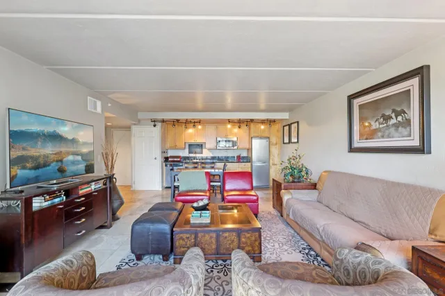 $398,500 | 1333 Eighth Avenue, Unit 407, San Diego, CA 92101