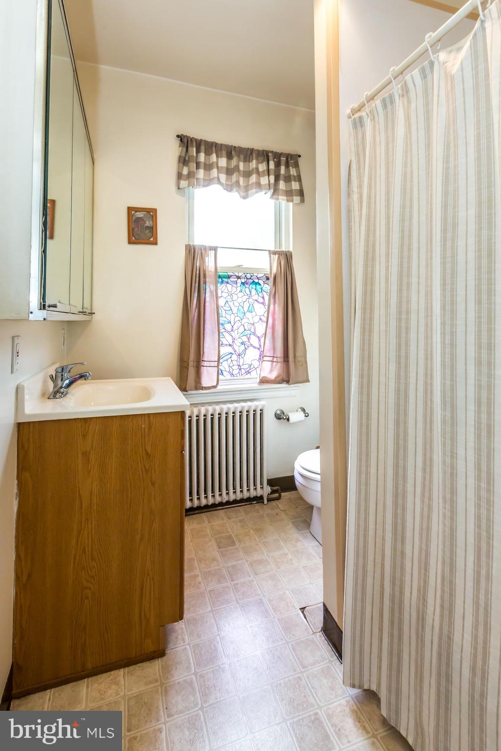 435 Nutt Road Phoenixville, PA 19460 - Photo 14 of 45 Gallery Image 14