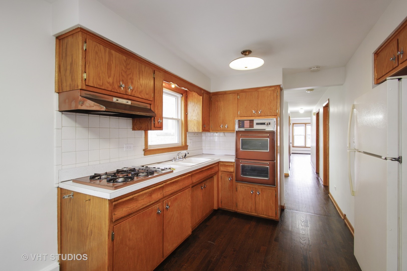 5913 West Higgins Avenue Chicago, IL 60630 - Photo 3 of 10