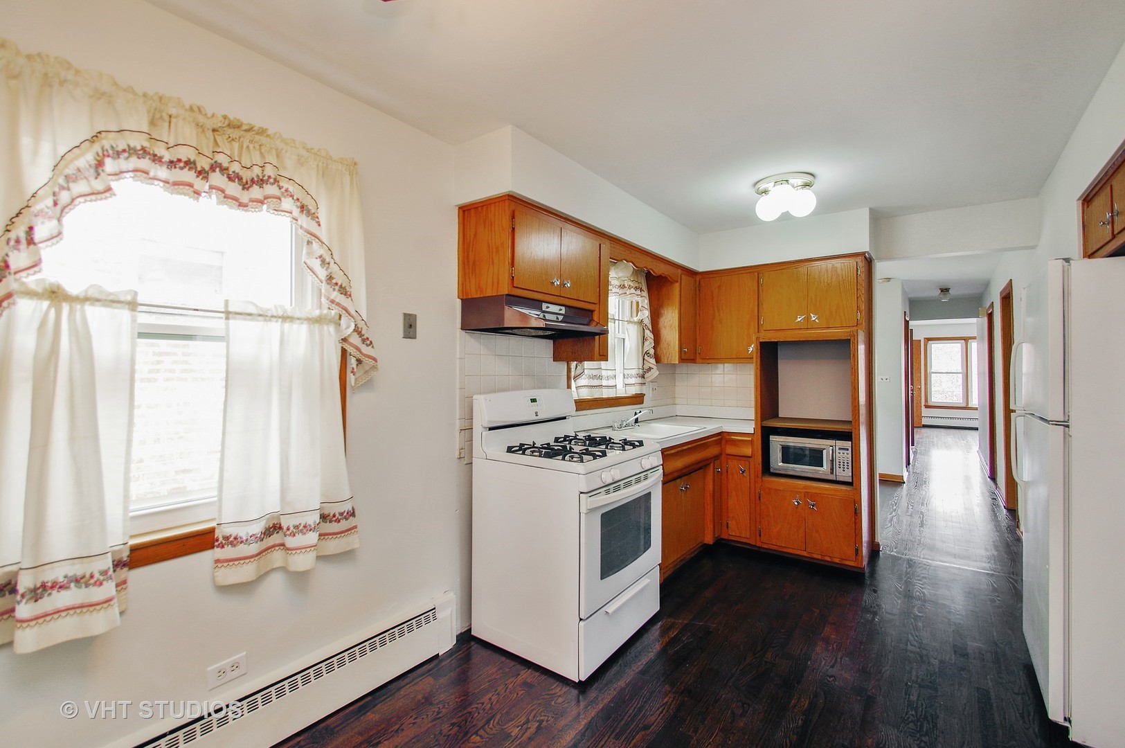 5913 West Higgins Avenue Chicago, IL 60630 - Photo 4 of 10