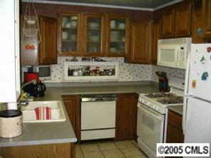 5115 Murrayhill Road Charlotte, NC 28210 - Photo 4 of 8 Gallery Image 4