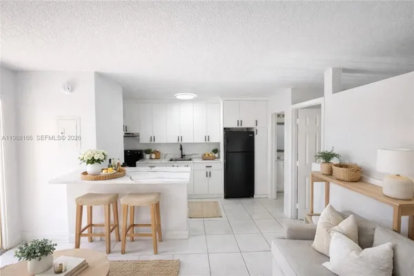 $1,400 | 4081 North Dixie Highway, Unit 28, Oakland Park, FL 33334