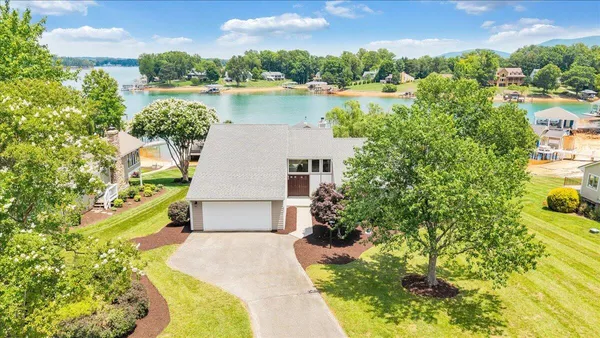 $1,620,000 | 2810 Waters Edge Drive, Penhook, VA 24137