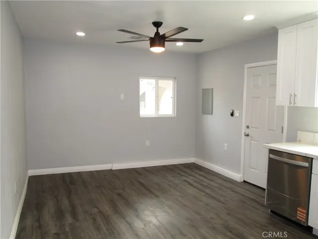 $2,400 | 852 North Davidson Avenue, Unit 1/2, San Bernardino, CA 92411