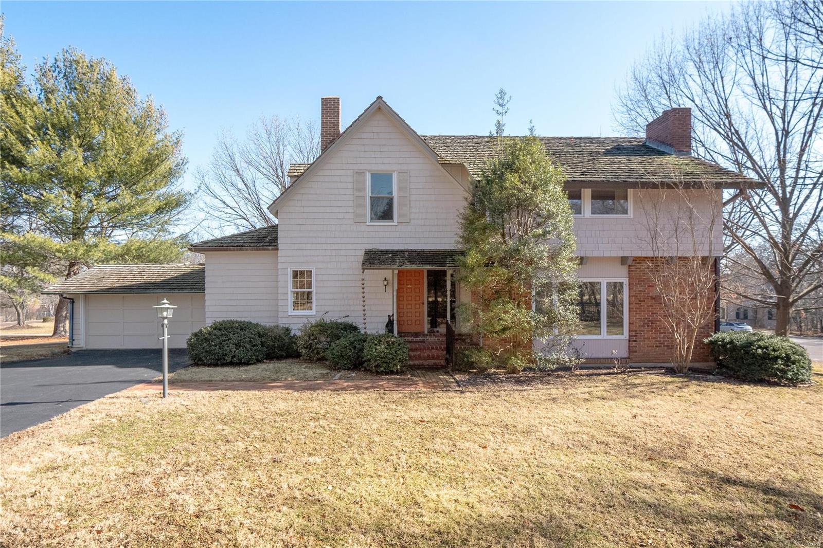 Undisclosed Address Webster Groves, MO 63119 - Photo 2 of 29