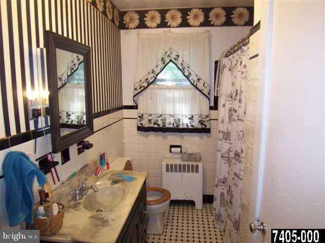 2103 Winding Road York, PA 17408 - Photo 11 of 24 Gallery Image 11
