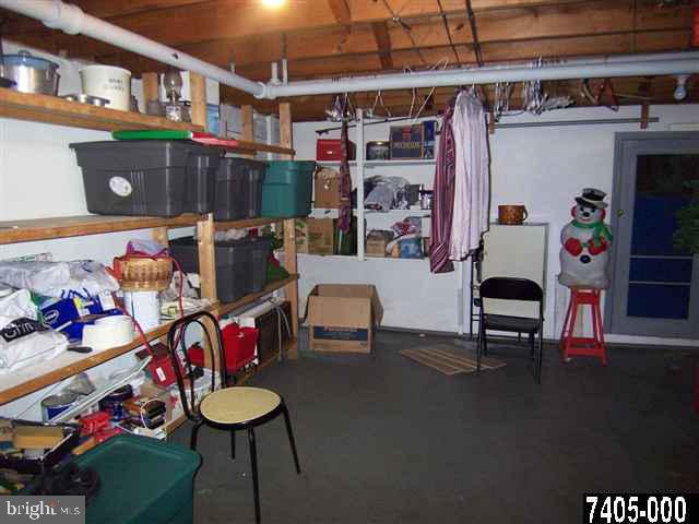 2103 Winding Road York, PA 17408 - Photo 16 of 24 Gallery Image 16