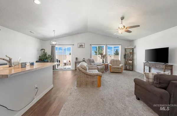 $402,900 | 3546 West Commemoration Avenue, Meridian, ID 83642