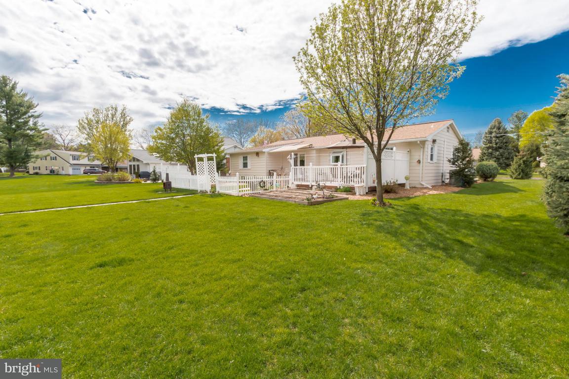 307 Balmer Road Lititz, PA 17543 - Photo 8 of 39