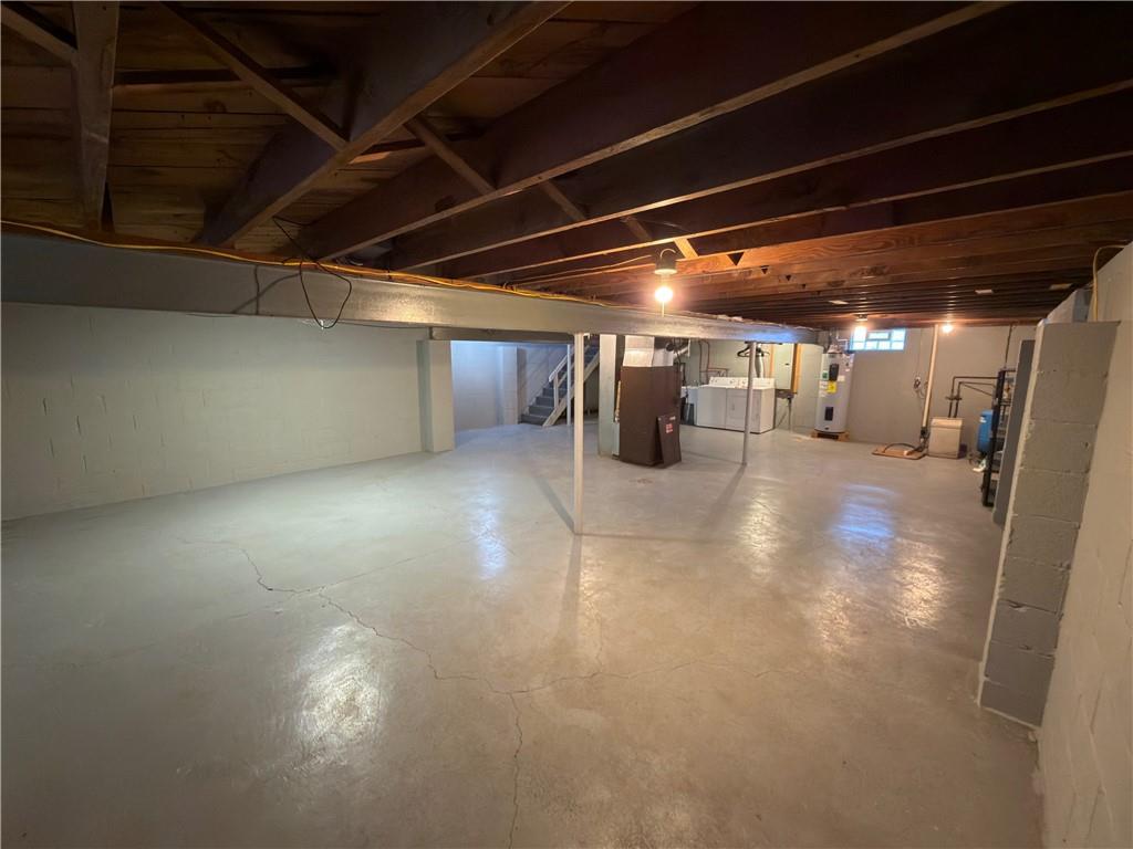 6964 Dermond Road Hermitage, PA 16148 - Photo 16 of 20 a view of a projector room