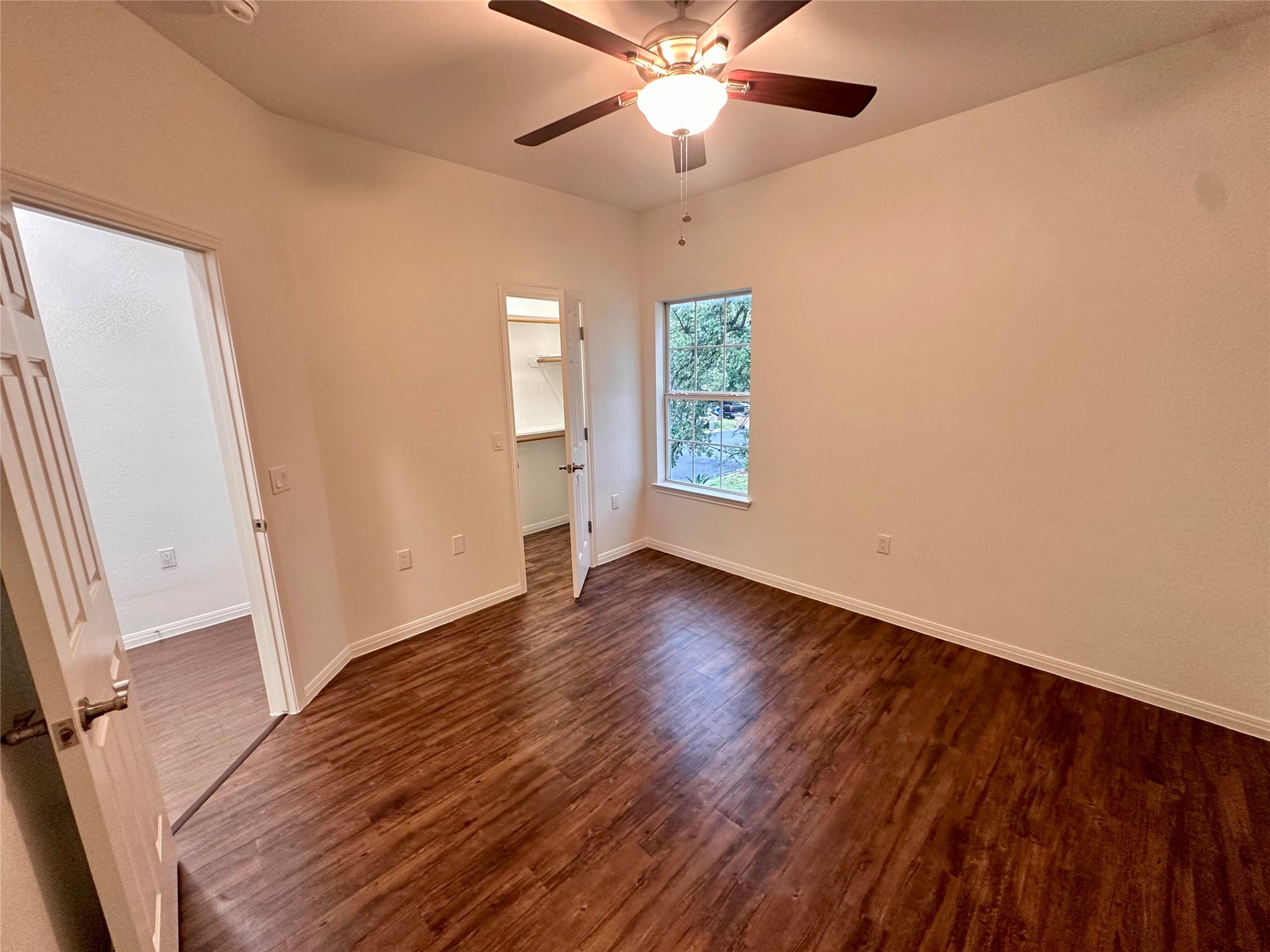 4713 Santa Anna Street Austin, TX 78721 - Photo 13 of 34