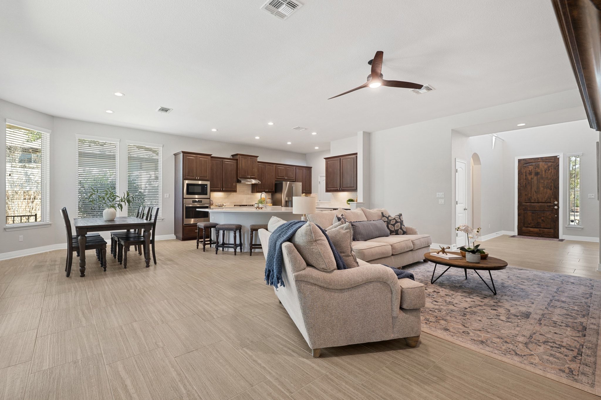 208 Cibolo Ridge Drive Georgetown, TX 78628 - Photo 15 of 34