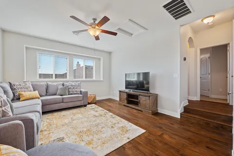 $549,000 | 208 Cibolo Ridge Drive, Georgetown, TX 78628