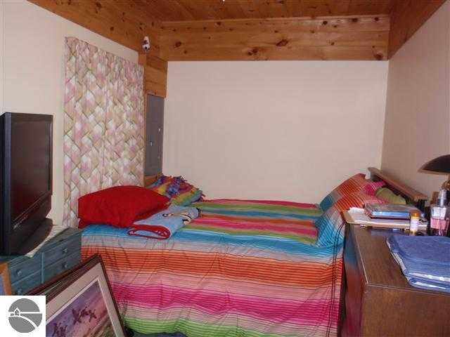 17075 Vondra Road Thompsonville, MI 49683 - Photo 13 of 14 1740710-12.JPG