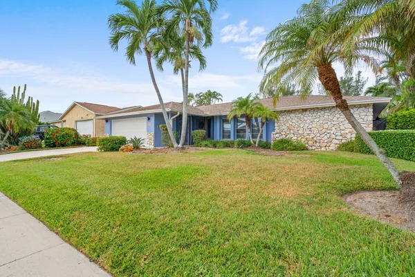 $839,900 | 560 Century Drive, Marco Island, FL 34145