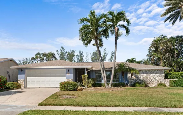 $839,900 | 560 Century Drive, Marco Island, FL 34145
