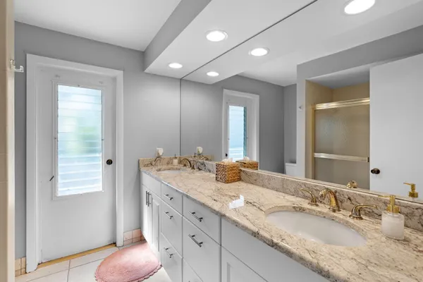 $839,900 | 560 Century Drive, Marco Island, FL 34145