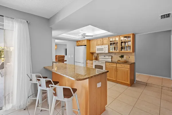 $839,900 | 560 Century Drive, Marco Island, FL 34145