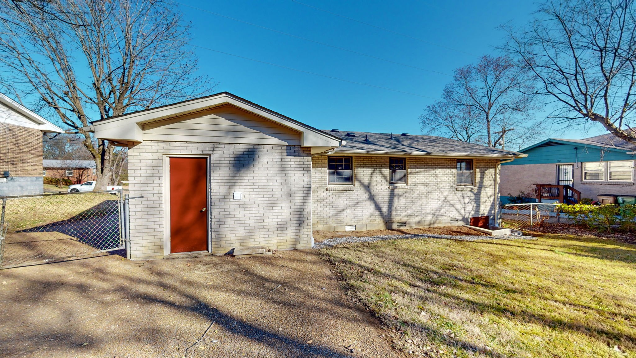 622 Mayview Drive Madison, TN 37115 - Photo 25 of 27 a view of a house with sink and yard
