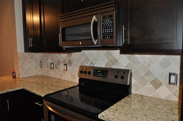 $2,300 | 6360 Ranelagh Drive, Unit 105, Orlando, FL 32835