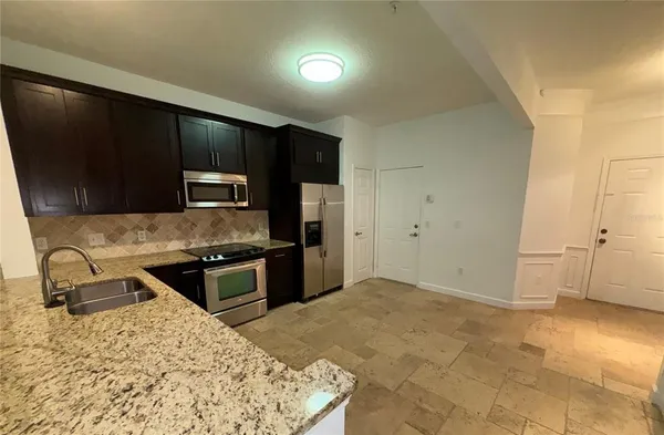 $2,300 | 6360 Ranelagh Drive, Unit 105, Orlando, FL 32835