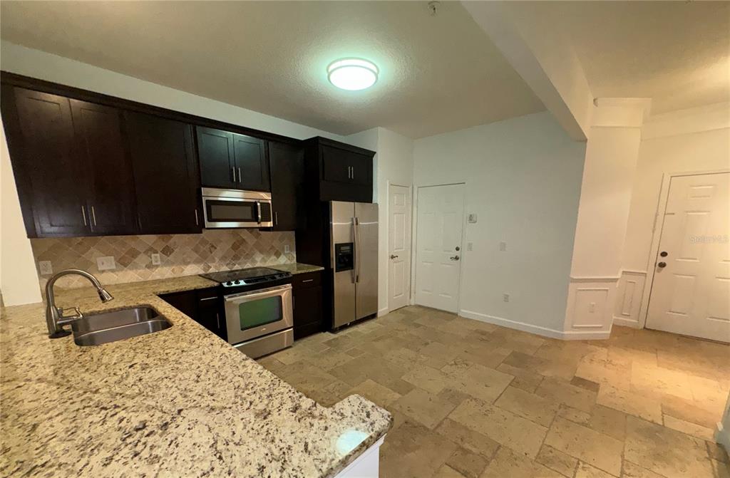 6360 Ranelagh Drive, Unit 105 Orlando, FL 32835 - Photo 8 of 29