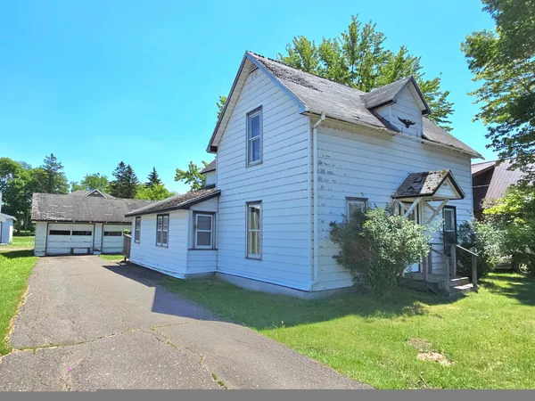 $115,000 | 540 5th Avenue South, Isle, MN 56342