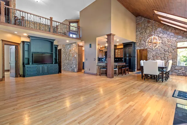 $1,369,000 | 1803 Ironwood Place, Onalaska, WI 54650