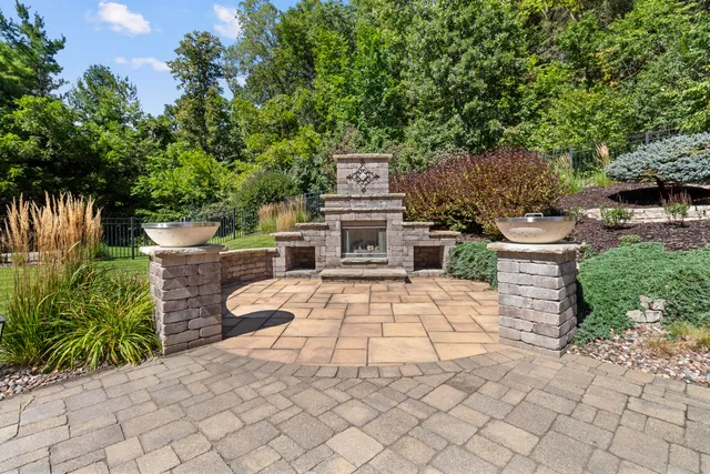 $1,369,000 | 1803 Ironwood Place, Onalaska, WI 54650