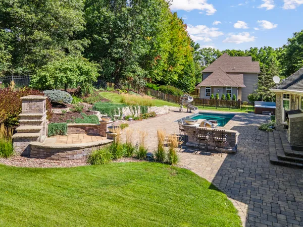 $1,369,000 | 1803 Ironwood Place, Onalaska, WI 54650