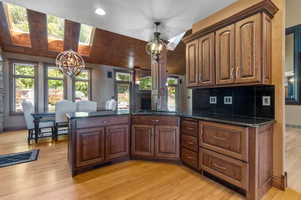 $1,369,000 | 1803 Ironwood Place, Onalaska, WI 54650