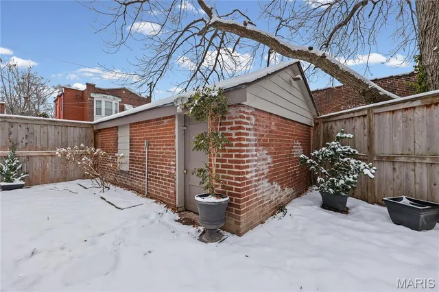 $235,000 | 3800 Fairview Avenue, St. Louis, MO 63116