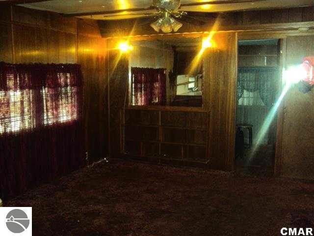 6830 East Airport Road Mount Pleasant, MI 48858 - Photo 8 of 14 1766795-7.JPG