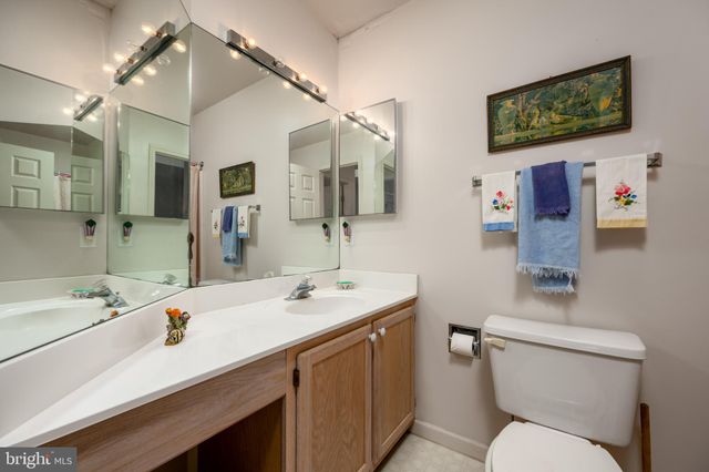 $470,000 | 38425 Mainsail Drive, Bethany Beach, DE 19930