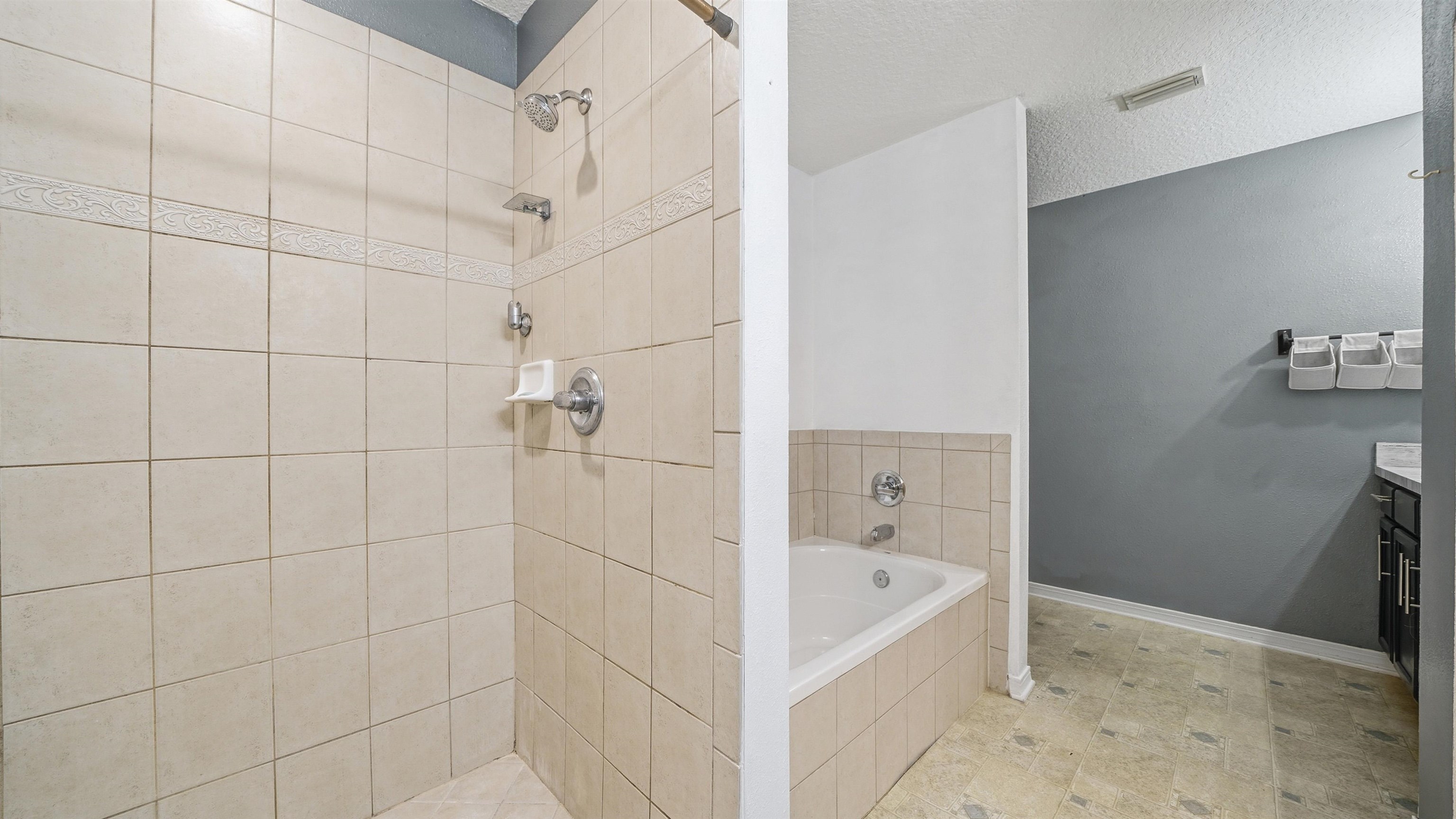 5260 Collins Road, Unit 105 Jacksonville, FL 32244 - Photo 39 of 59