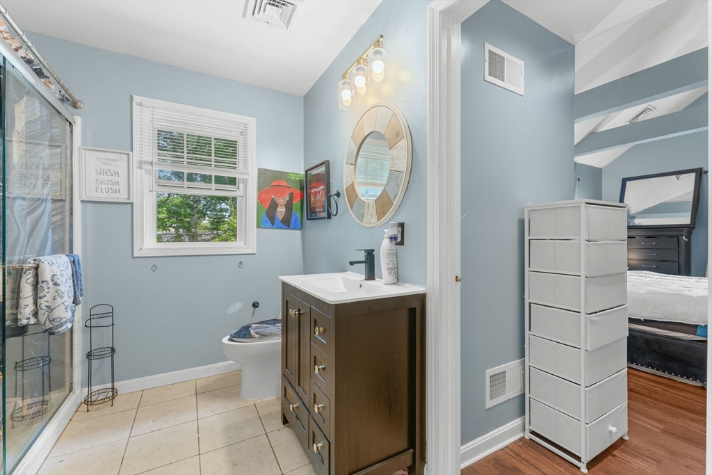 152 Harding Street Fall River, MA 02720 - Photo 23 of 27