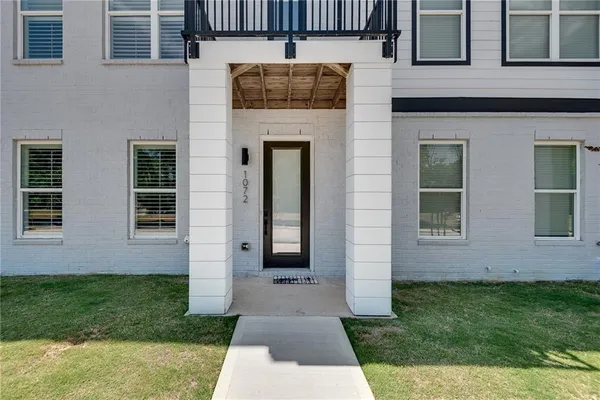 $3,300 | 1072 Brookglynn Trace, Decatur, GA 30032