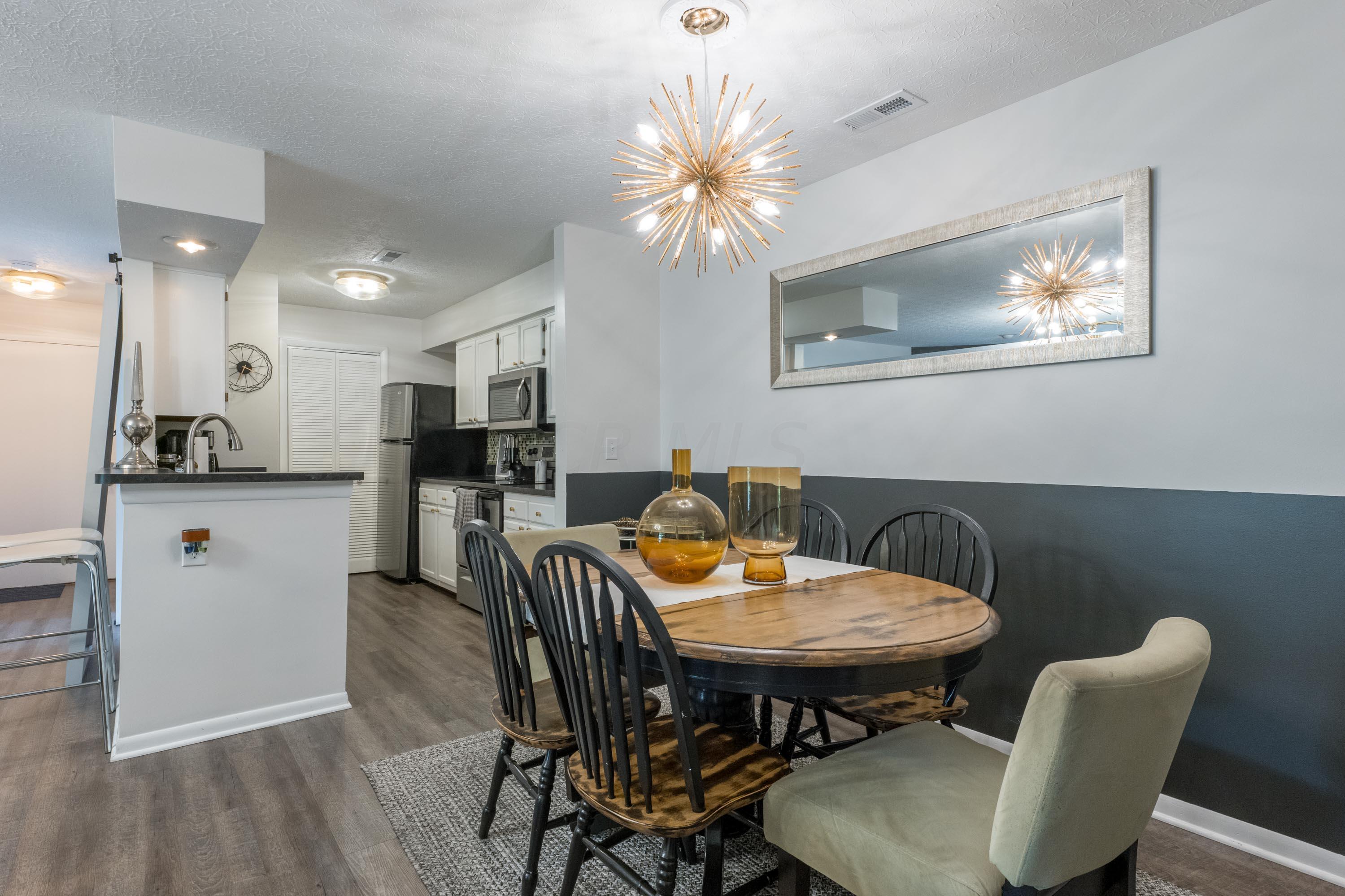 2245 Hedgerow Road, Unit 2245F Columbus, OH 43220 - Photo 14 of 34