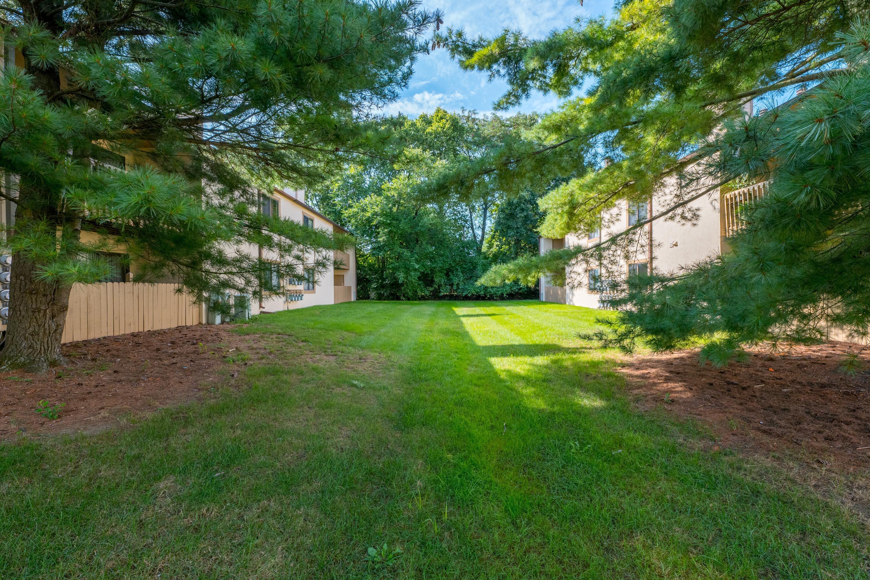 2245 Hedgerow Road, Unit 2245F Columbus, OH 43220 - Photo 29 of 34