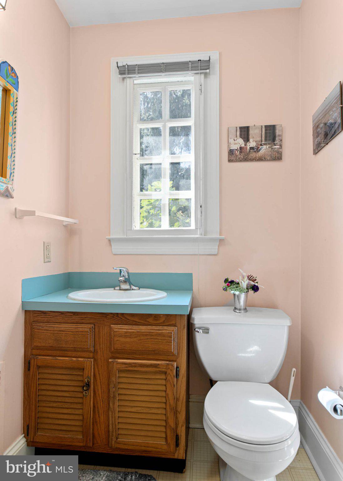 126 Edgewood Road Ardmore, PA 19003 - Photo 28 of 55 Half Bath