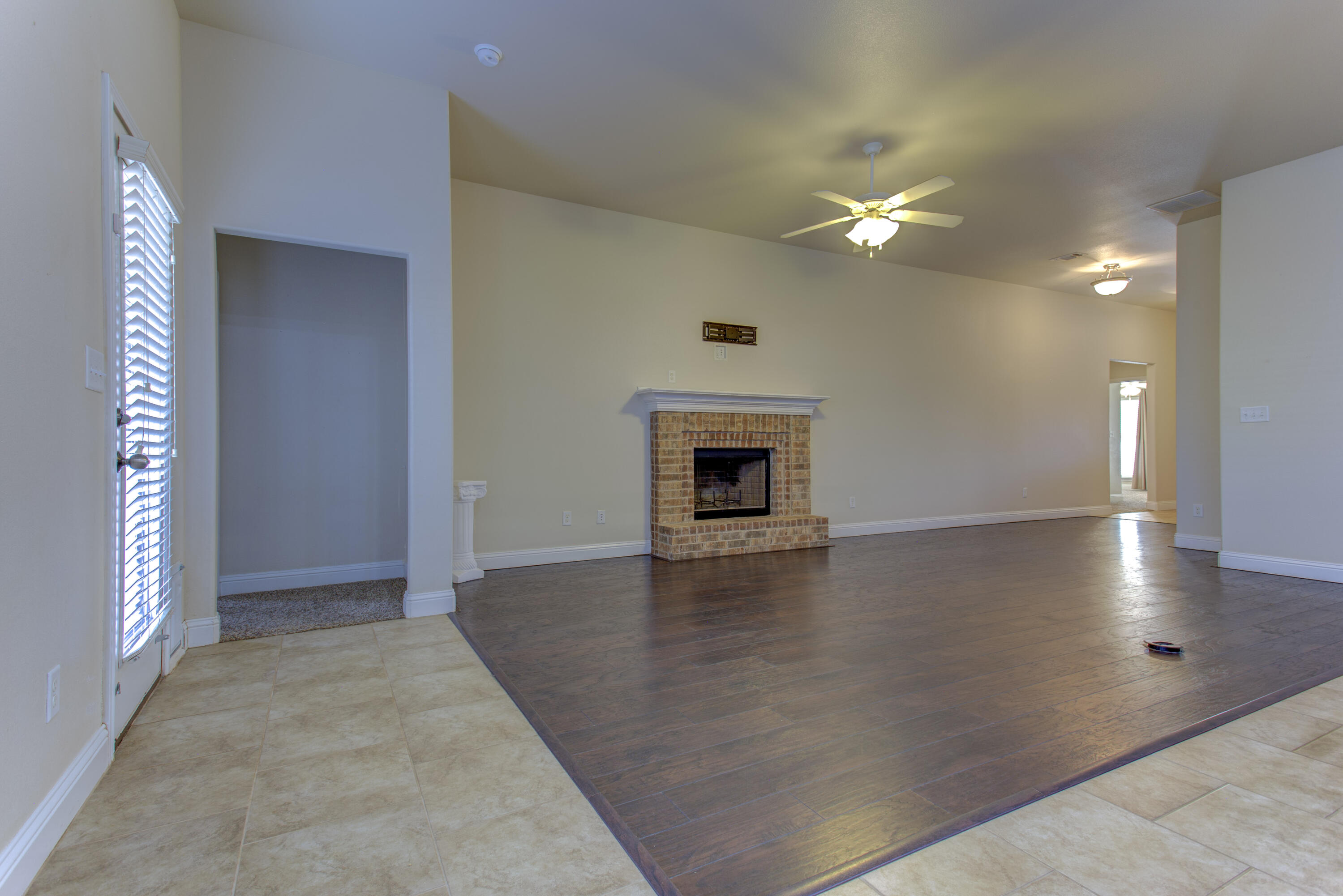 9702 Ross Avenue Lubbock, TX 79424 - Photo 12 of 40 IMG_4574