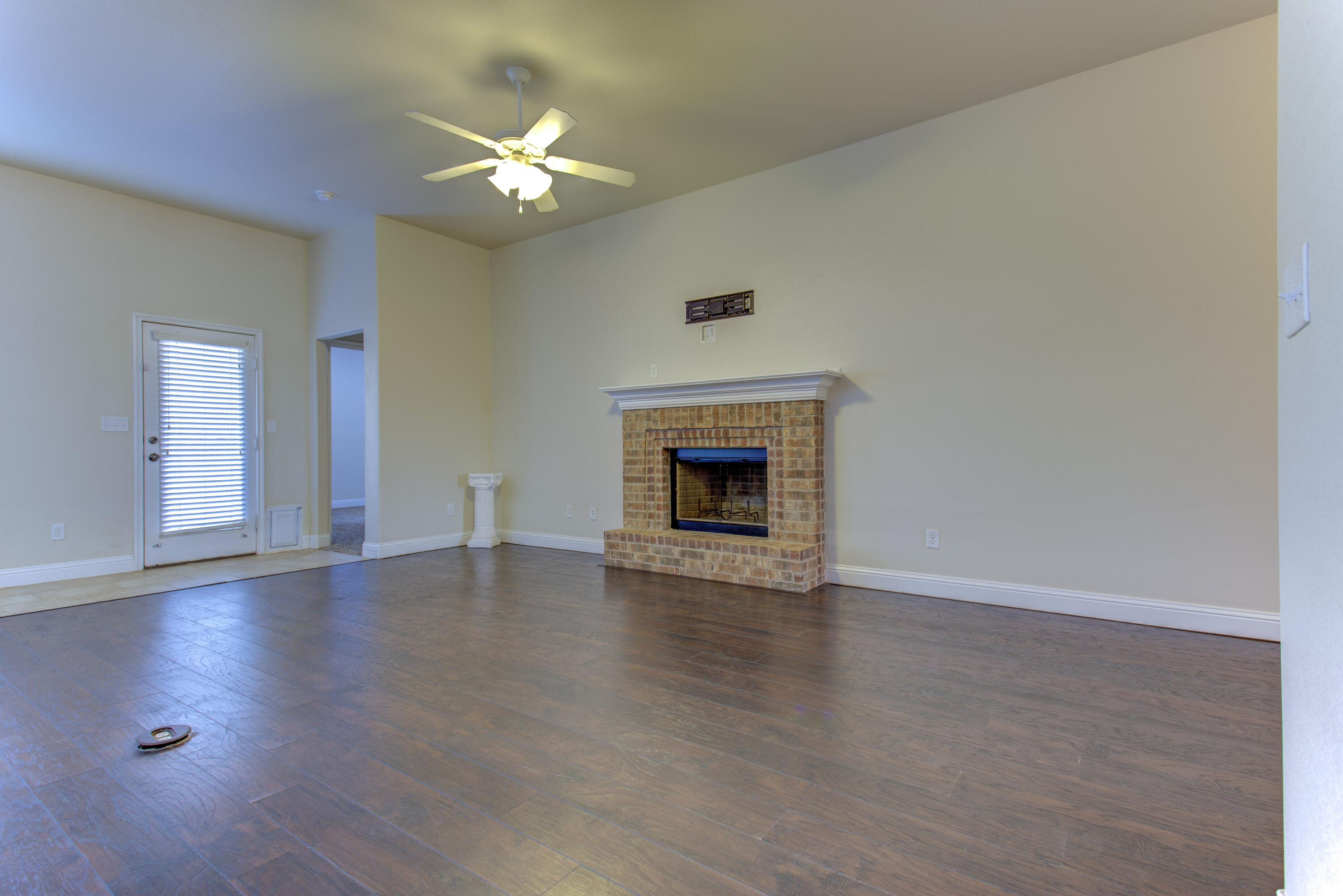 9702 Ross Avenue Lubbock, TX 79424 - Photo 14 of 40 IMG_4573