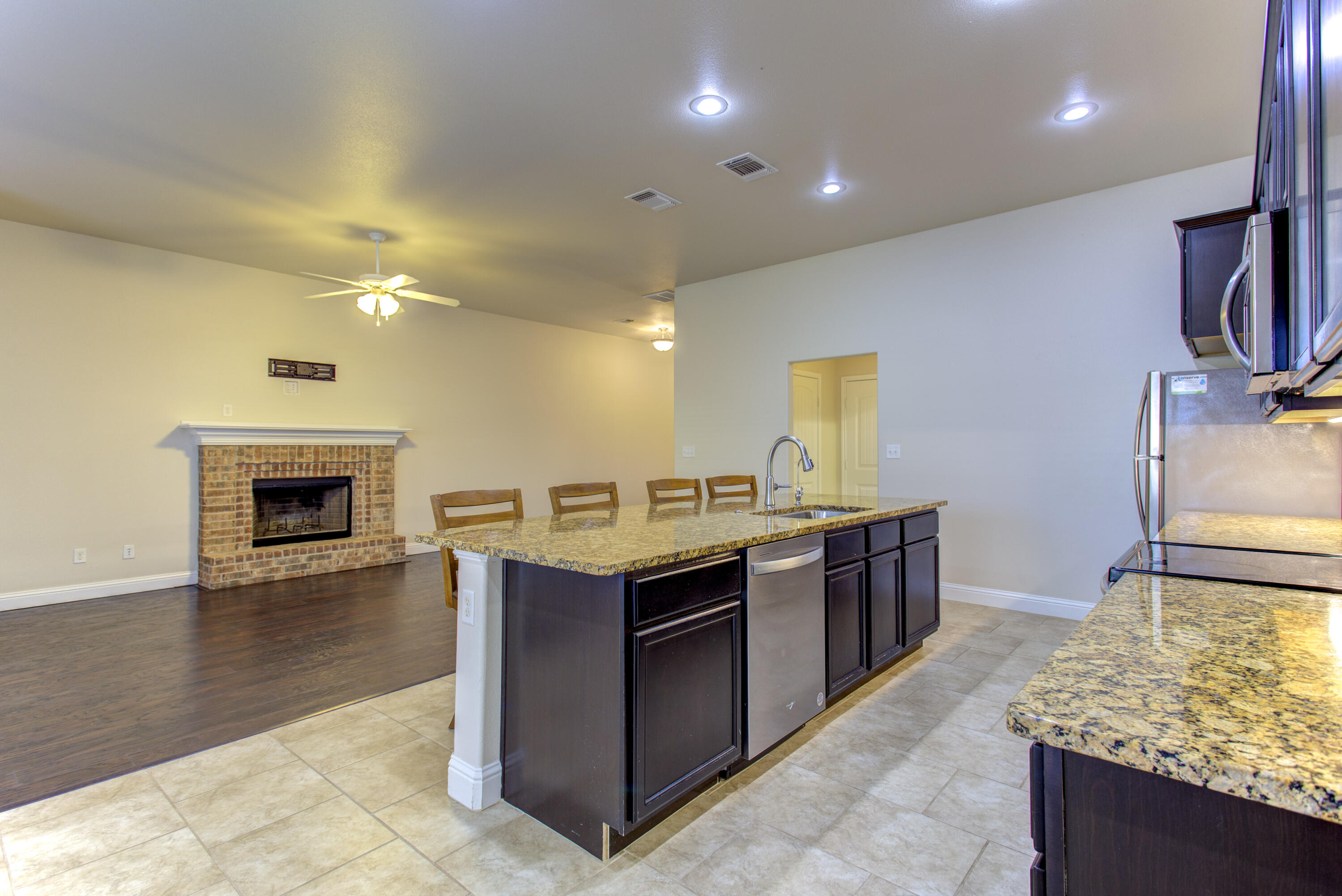 9702 Ross Avenue Lubbock, TX 79424 - Photo 15 of 40 IMG_4537