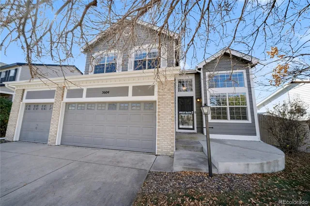 a house view with a outdoor space