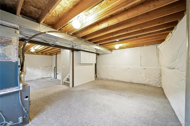 a view of a room with an empty space