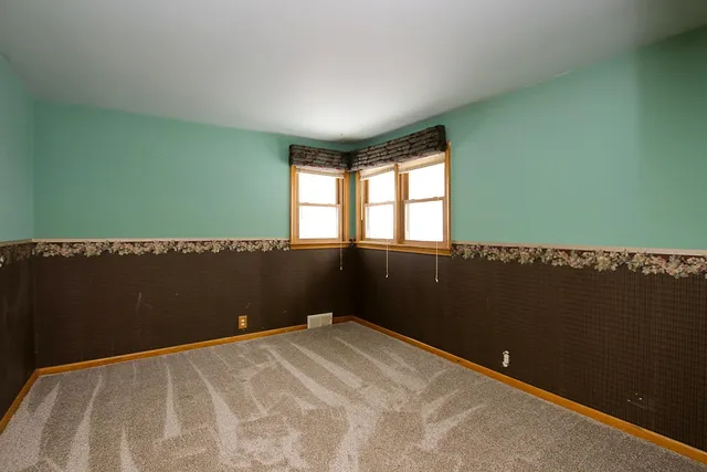 $264,900 | 620 4th Avenue Southwest, Hutchinson, MN 55350