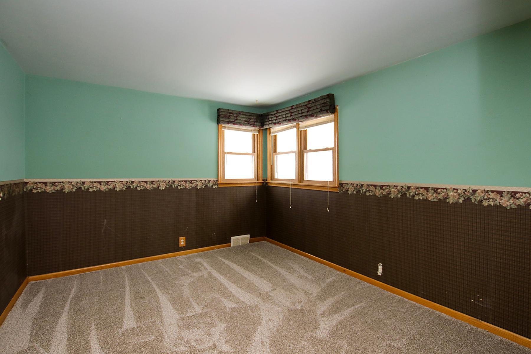 620 4th Avenue Southwest Hutchinson, MN 55350 - Photo 11 of 23